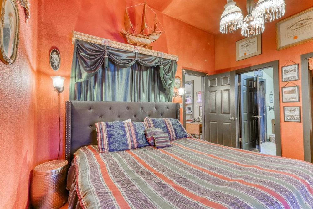 White House Main image